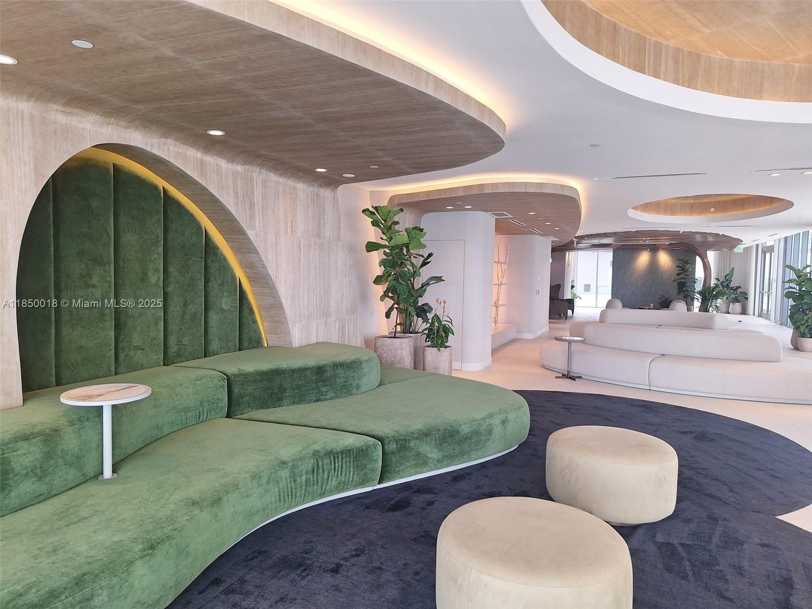ARIA RESERVE - Residential