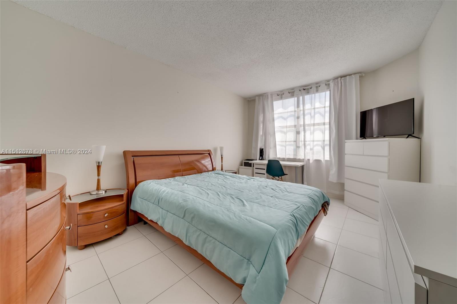 HEMISPHERES CONDO - Residential