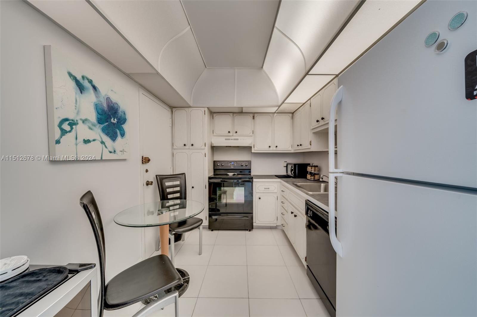HEMISPHERES CONDO - Residential