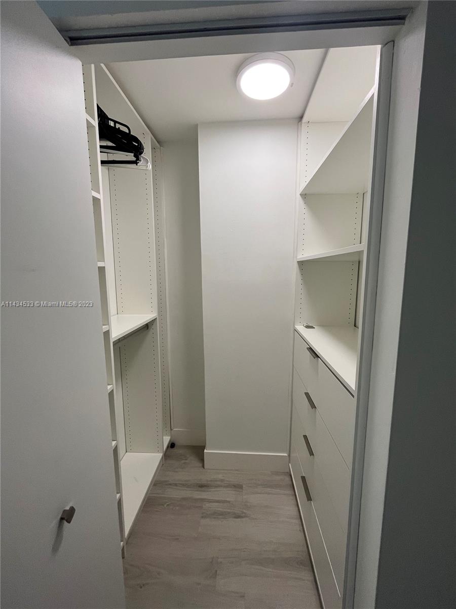 BRICKELL KEY II CONDO - Residential Lease