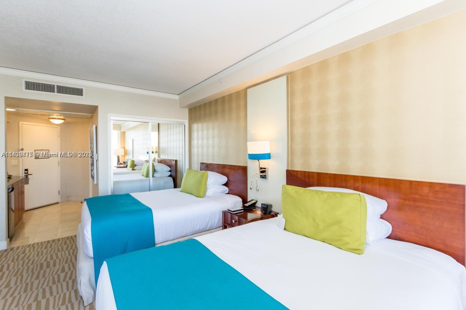 TRUMP INTERNATIONAL SONES - Residential