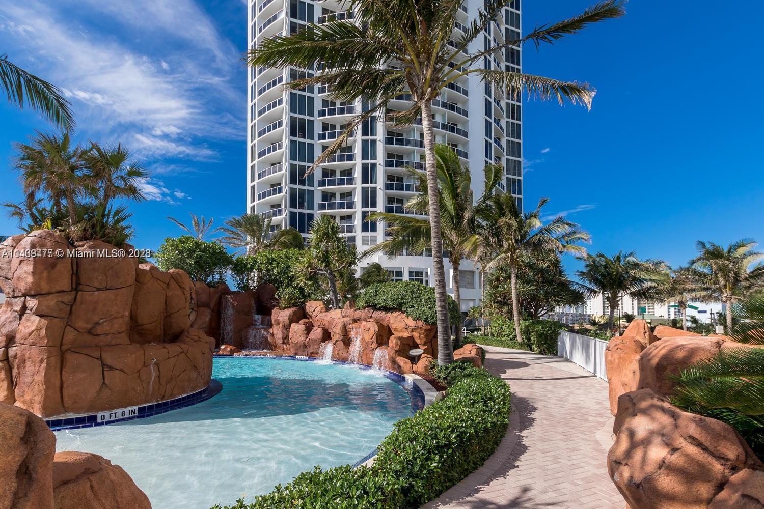 TRUMP INTERNATIONAL SONES - Residential