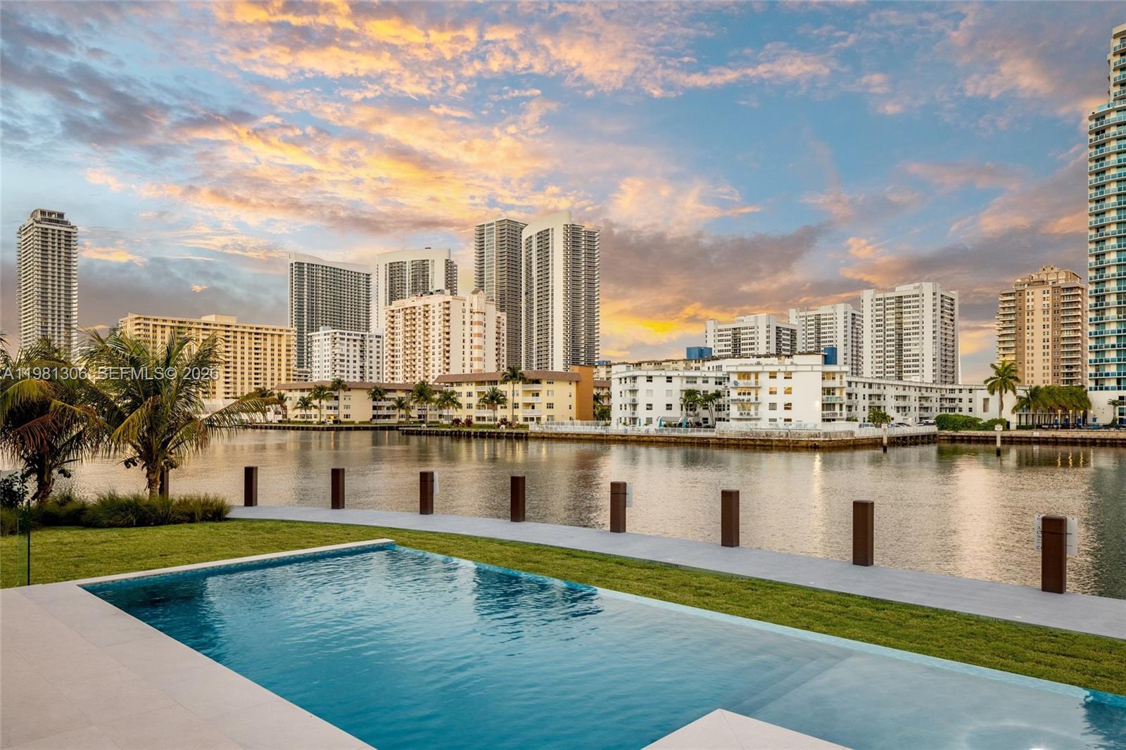 GOLDEN ISLES SEC A REV PL - Residential
