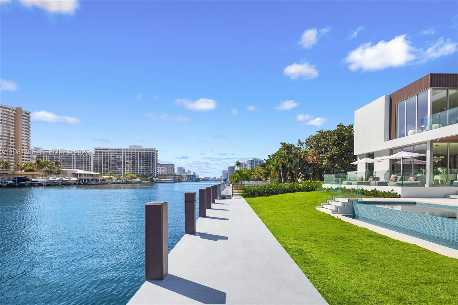 GOLDEN ISLES SEC A REV PL - Residential