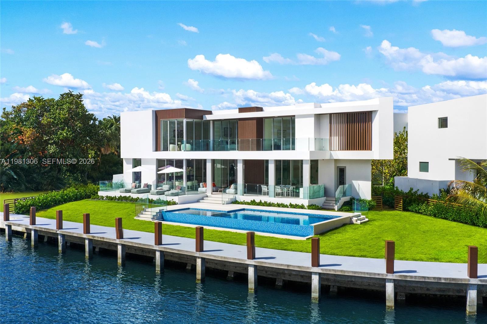 GOLDEN ISLES SEC A REV PL - Residential