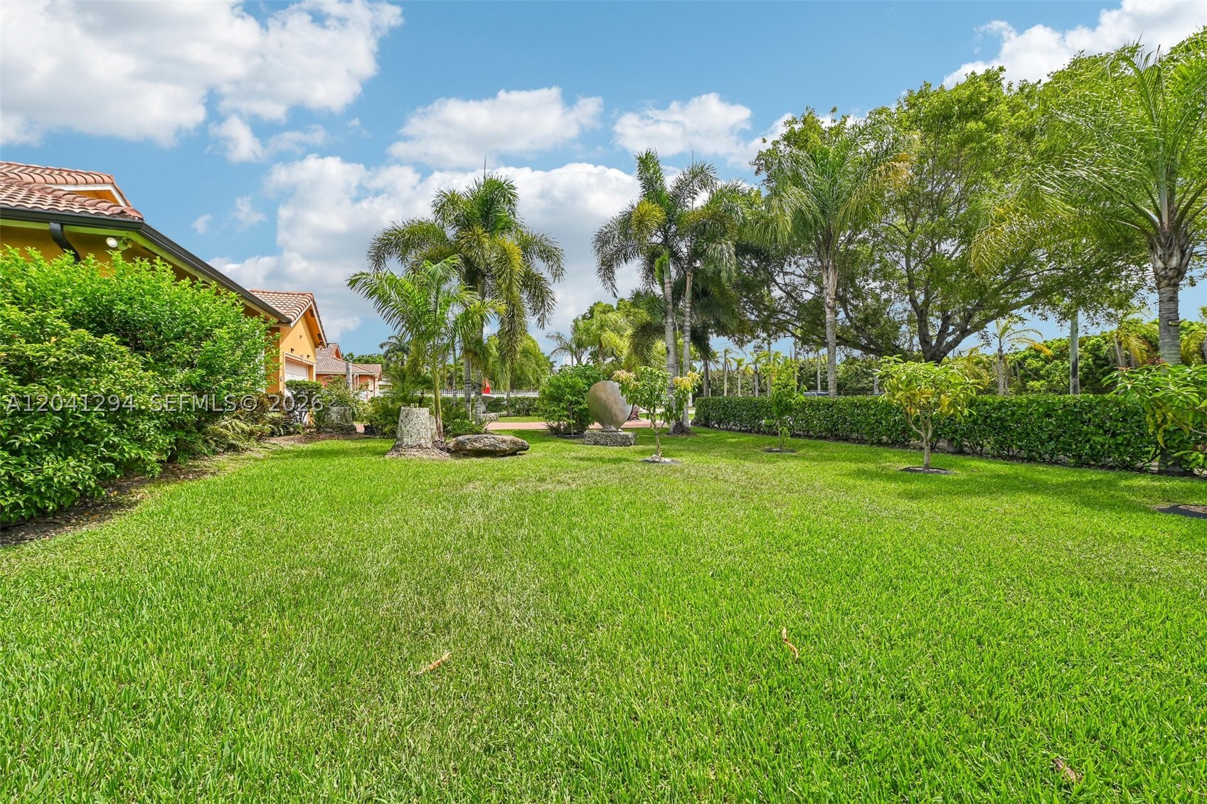 KEEN ESTATES - Residential
