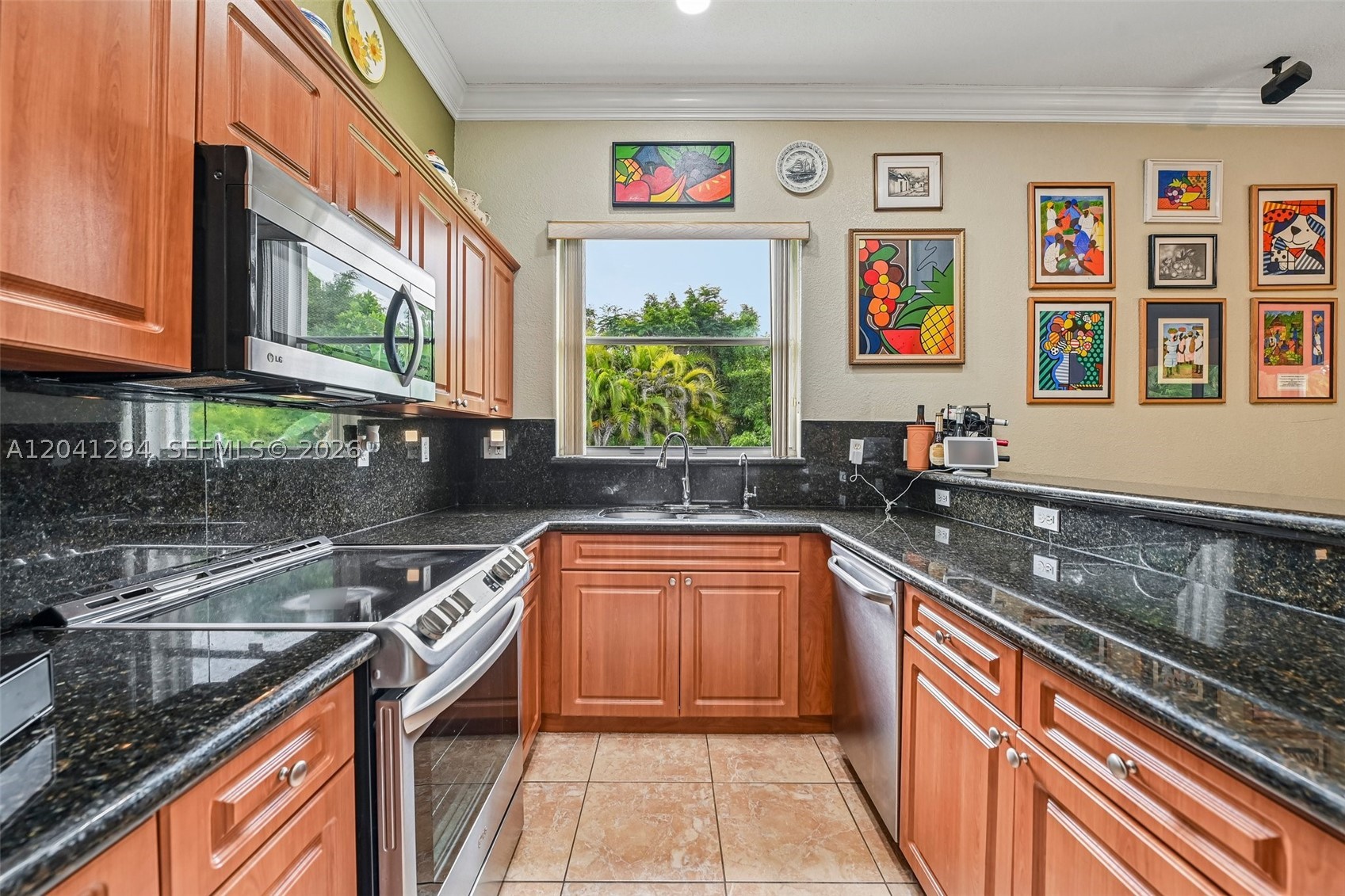 KEEN ESTATES - Residential