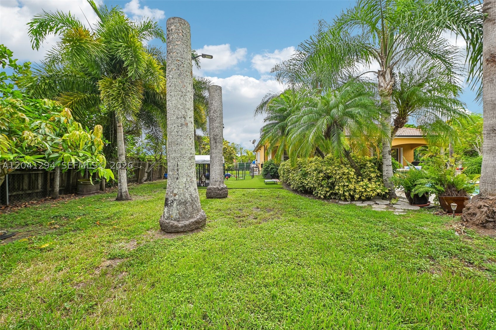KEEN ESTATES - Residential