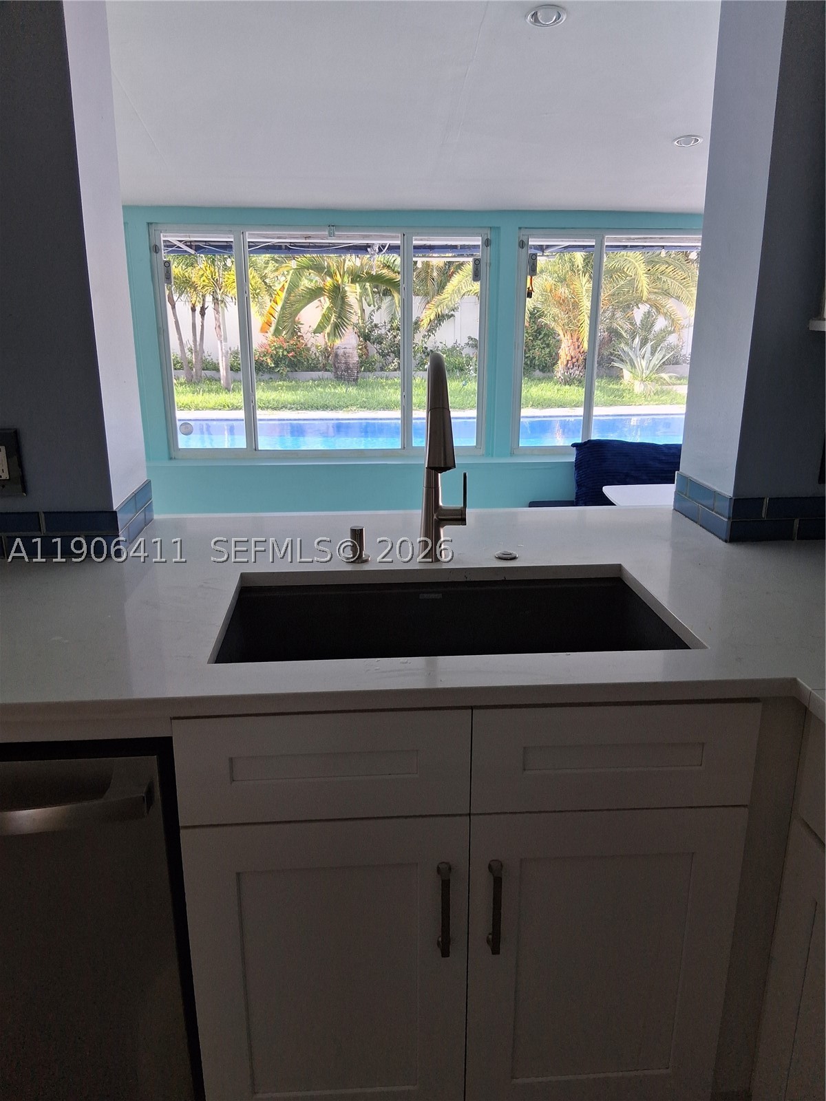 DEERFIELD SHORES - Residential