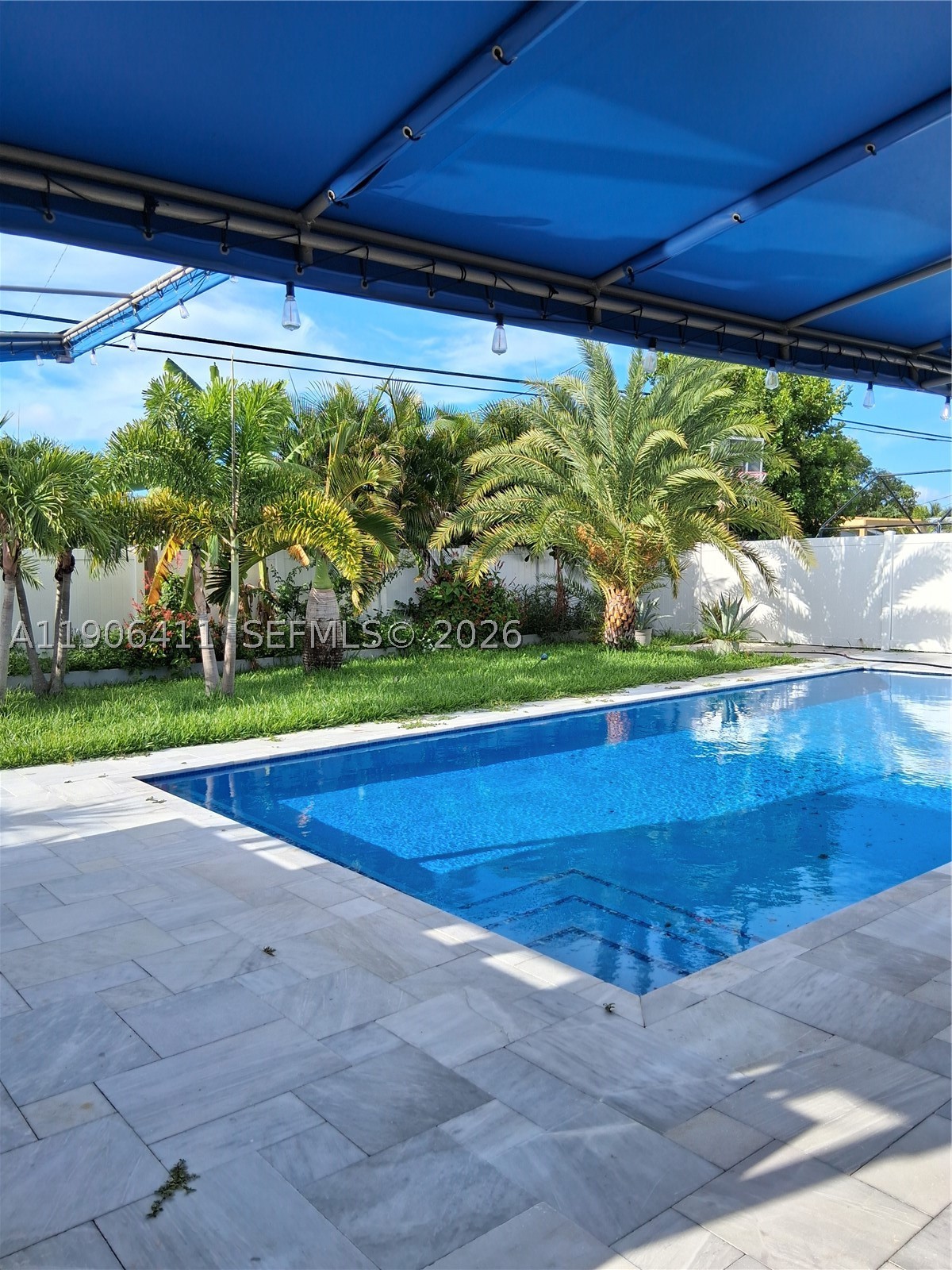 DEERFIELD SHORES - Residential