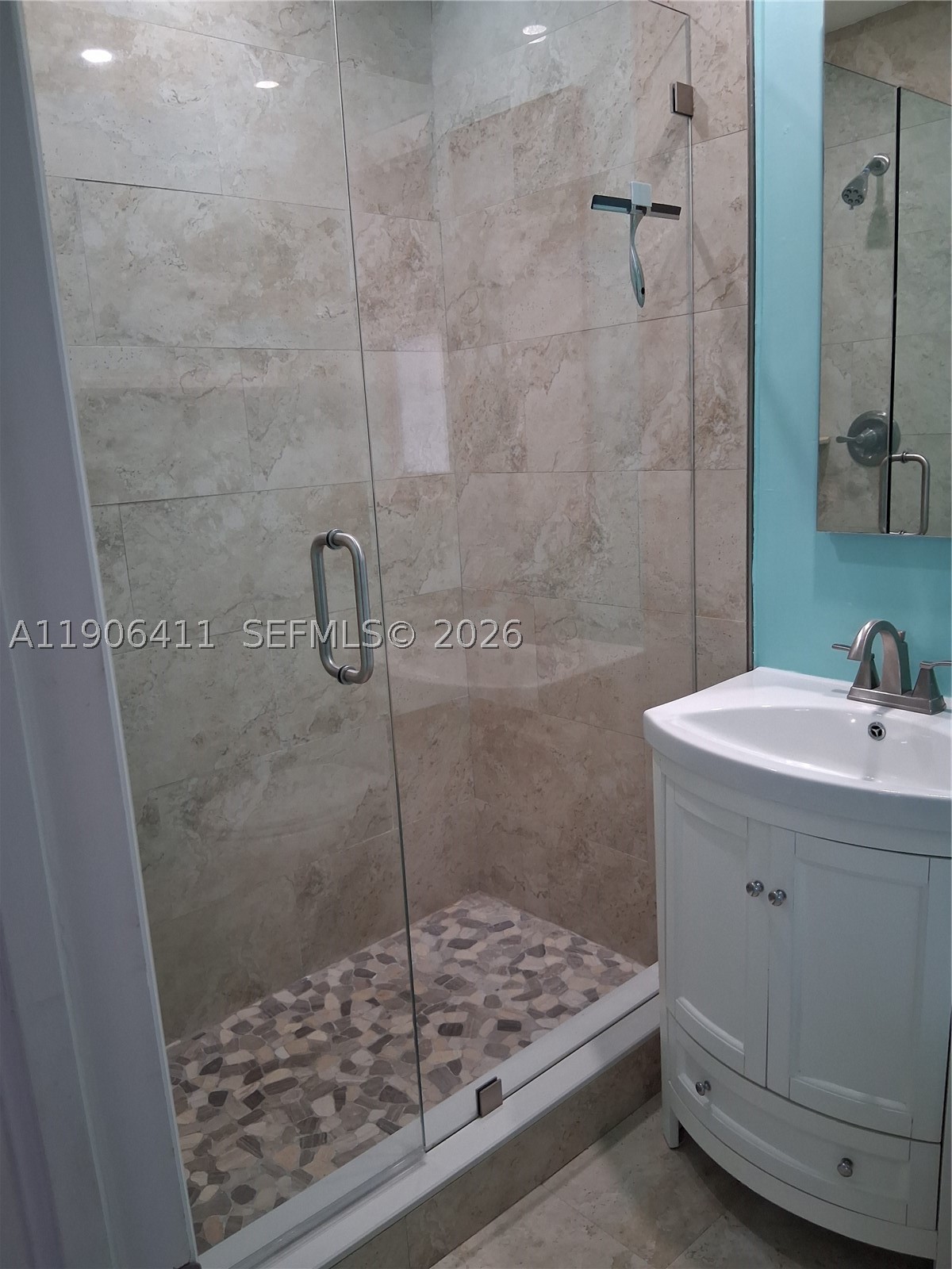 DEERFIELD SHORES - Residential