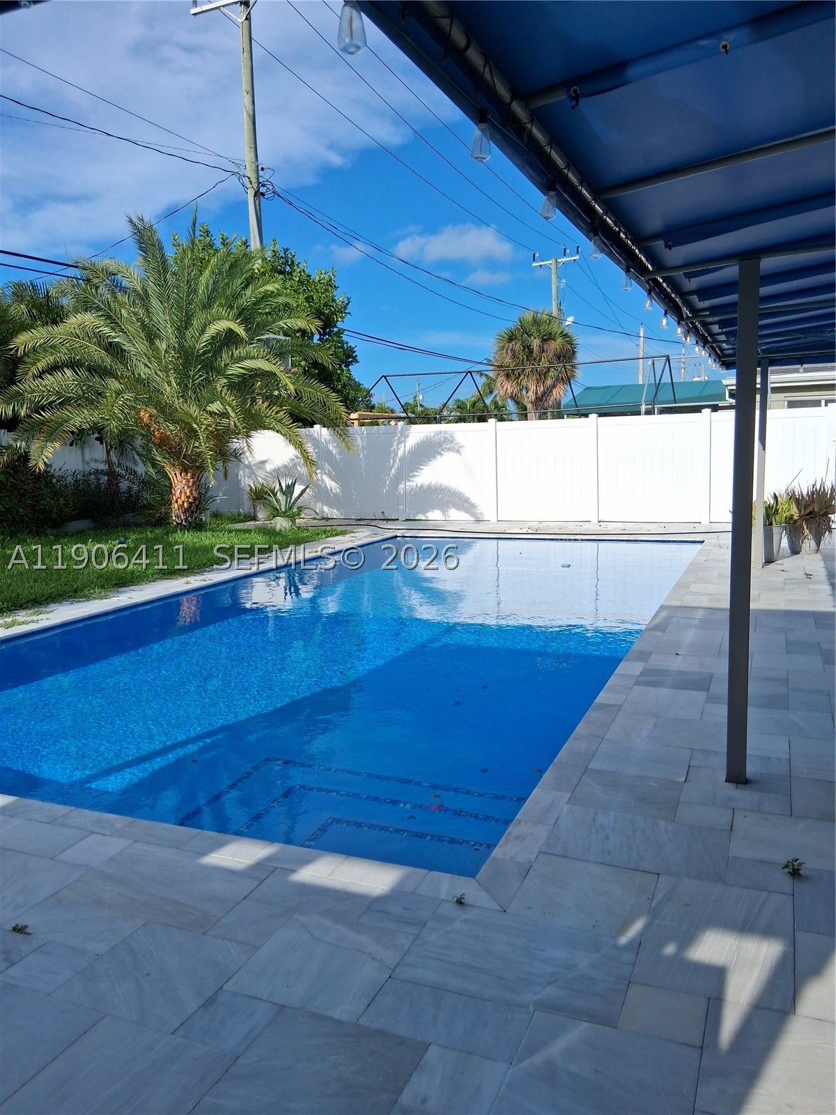 DEERFIELD SHORES - Residential