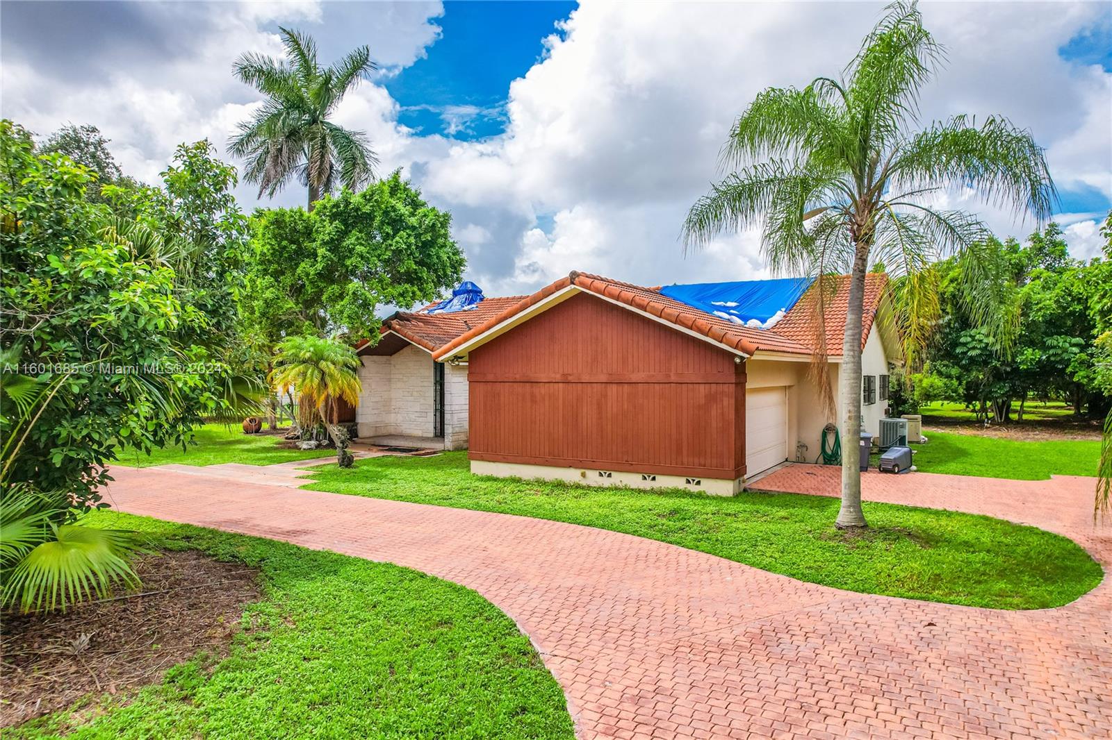 SILVER PALM CITY/REDLAND - Residential