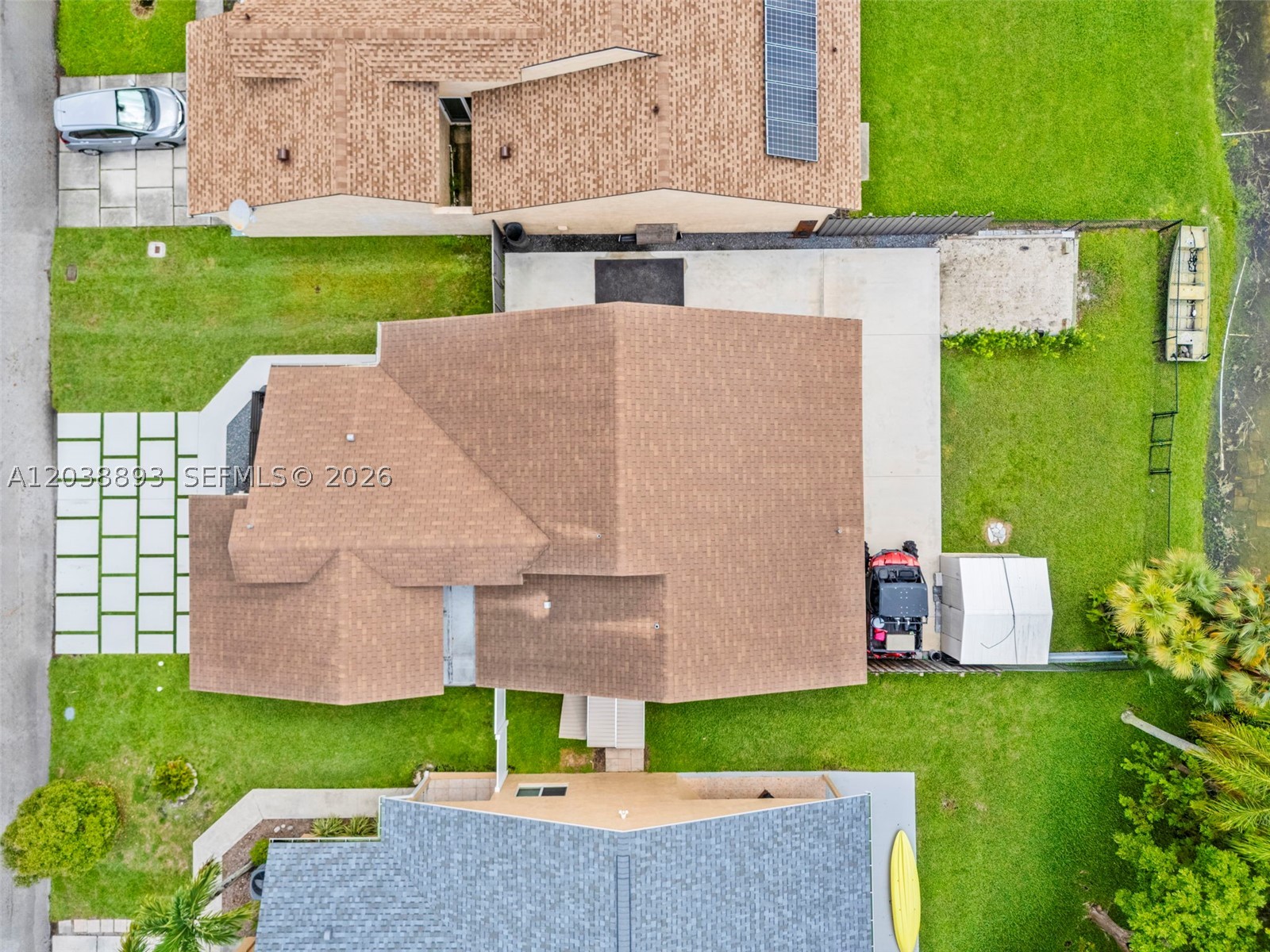 PEMBROKE LAKES SOUTH - Residential