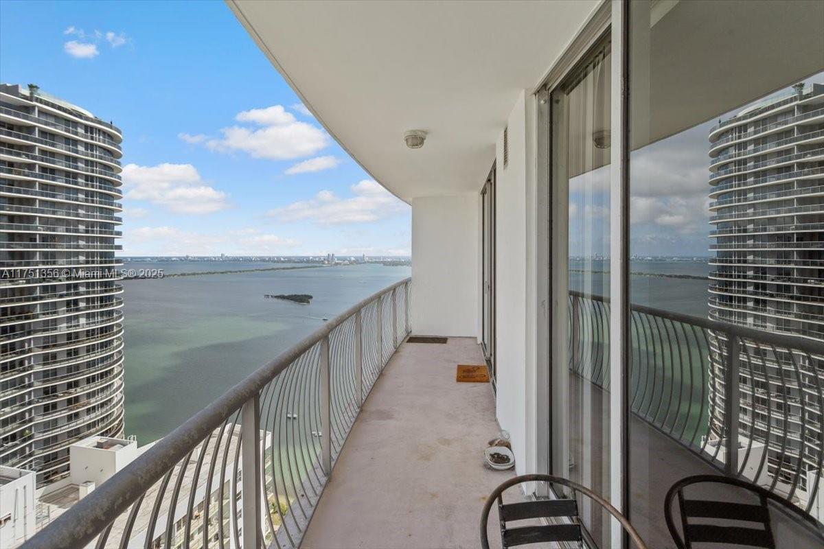OPERA TOWER CONDO - Residential