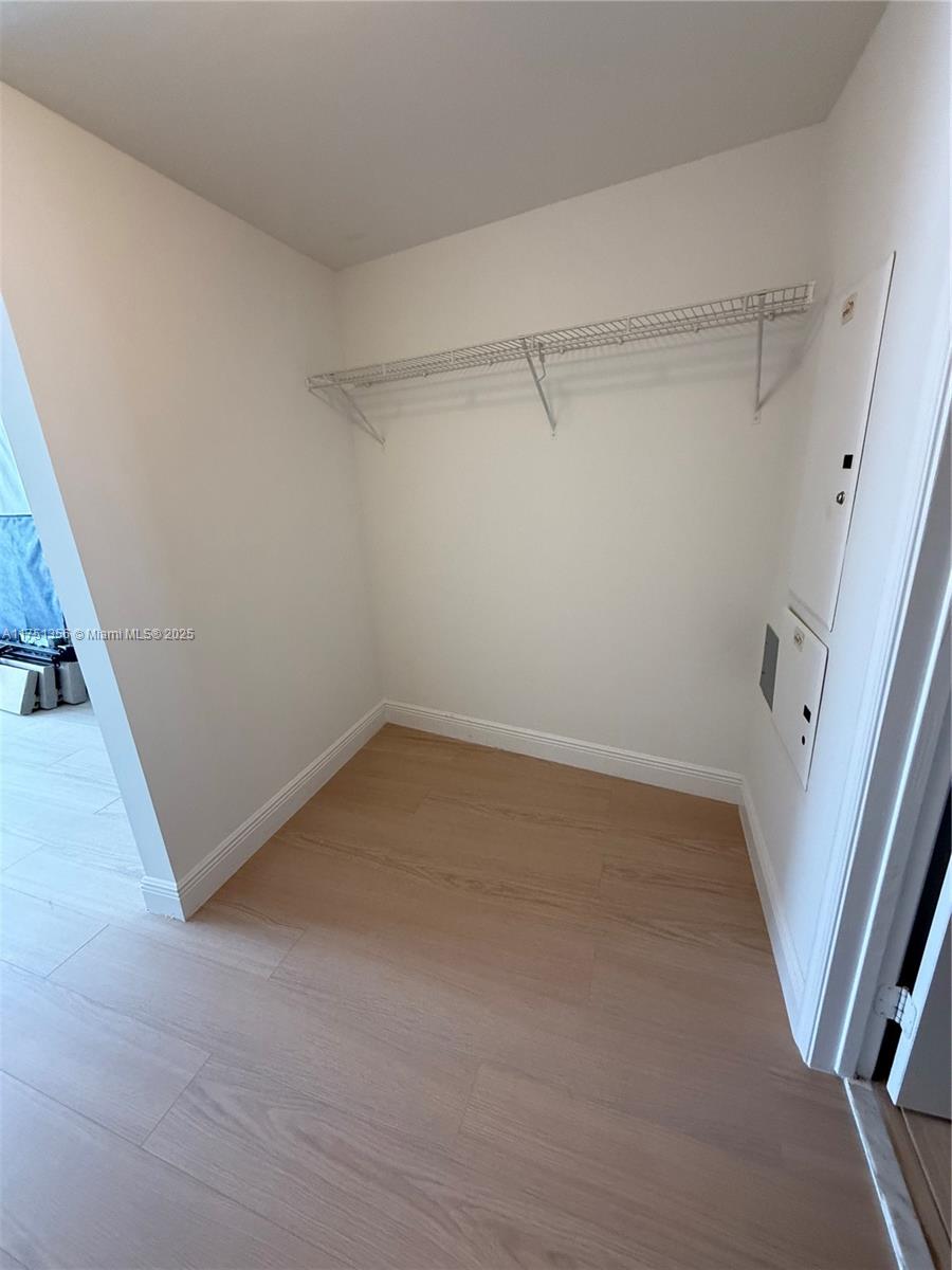 OPERA TOWER CONDO - Residential