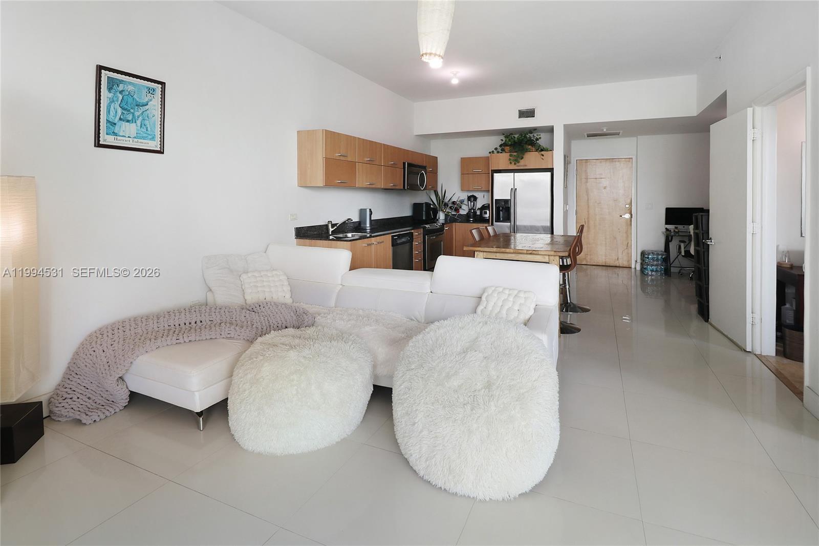 WIND CONDO - Residential