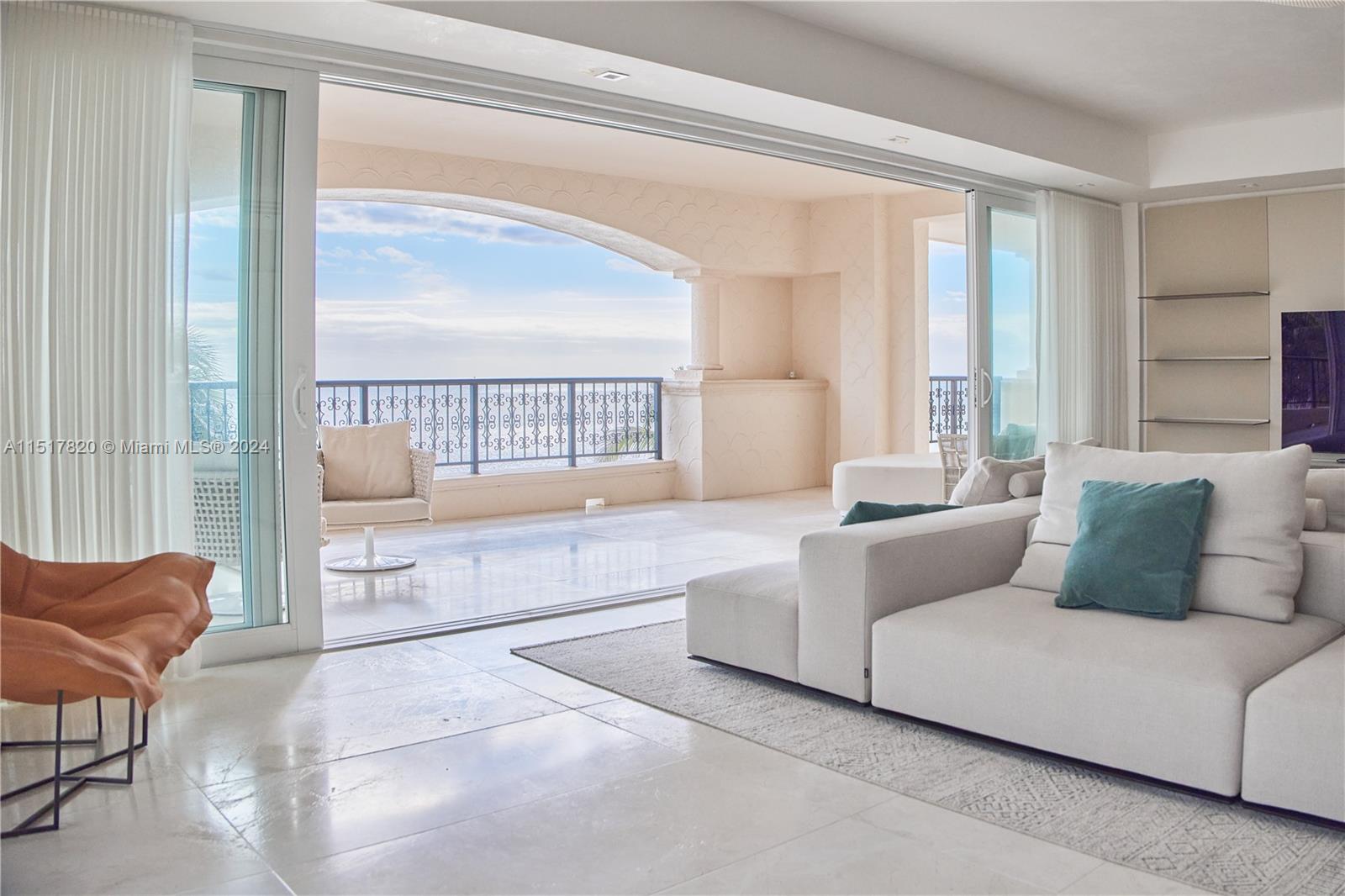 OCEANSIDE @ FISHER ISL CO - Residential