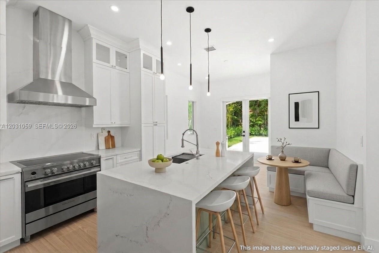 UNIVERSITY ESTATES - Residential Lease