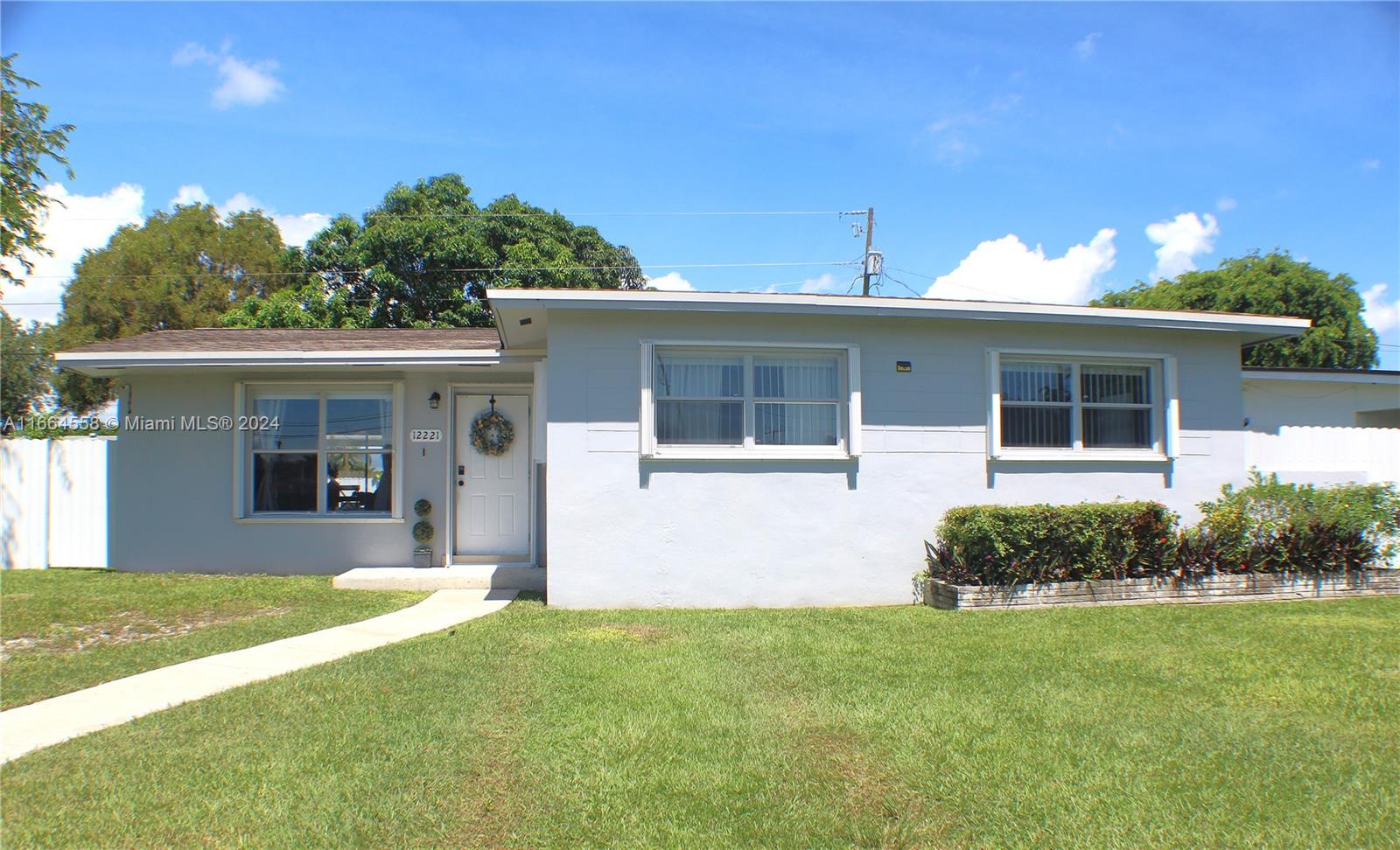 Welcome to a renovated home, ready for its new family! This charming 3-bedroom, 1-bathroom residence has been thoughtfully updated inside, featuring a newly renovated kitchen perfect for home-cooked meals. The seller has taken care of the major upgrades—brand-new plumbing, a new roof, and a modern AC system—so you can move in with peace of mind.

The spacious backyard, sitting on a generous 7,656 sqft lot, is ideal for hosting gatherings with family and friends, offering endless possibilities for outdoor fun. There’s also potential to easily add a second bathroom, making this home even more versatile for your needs.

With a motivated seller ready to negotiate, this home is an amazing opportunity you don’t want to miss. Schedule your tour today!