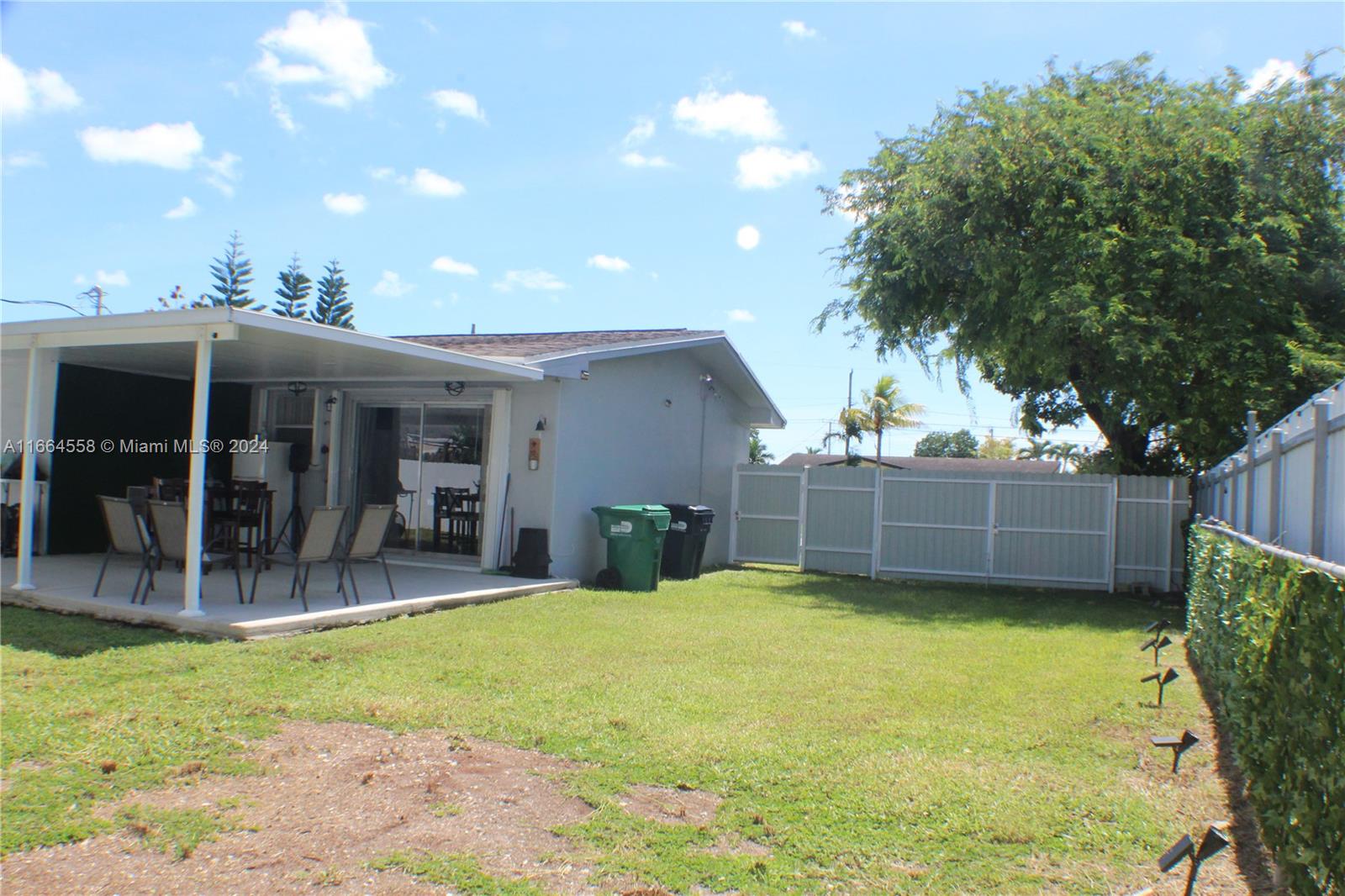 SO MIAMI HEIGHTS ADDN E - Residential
