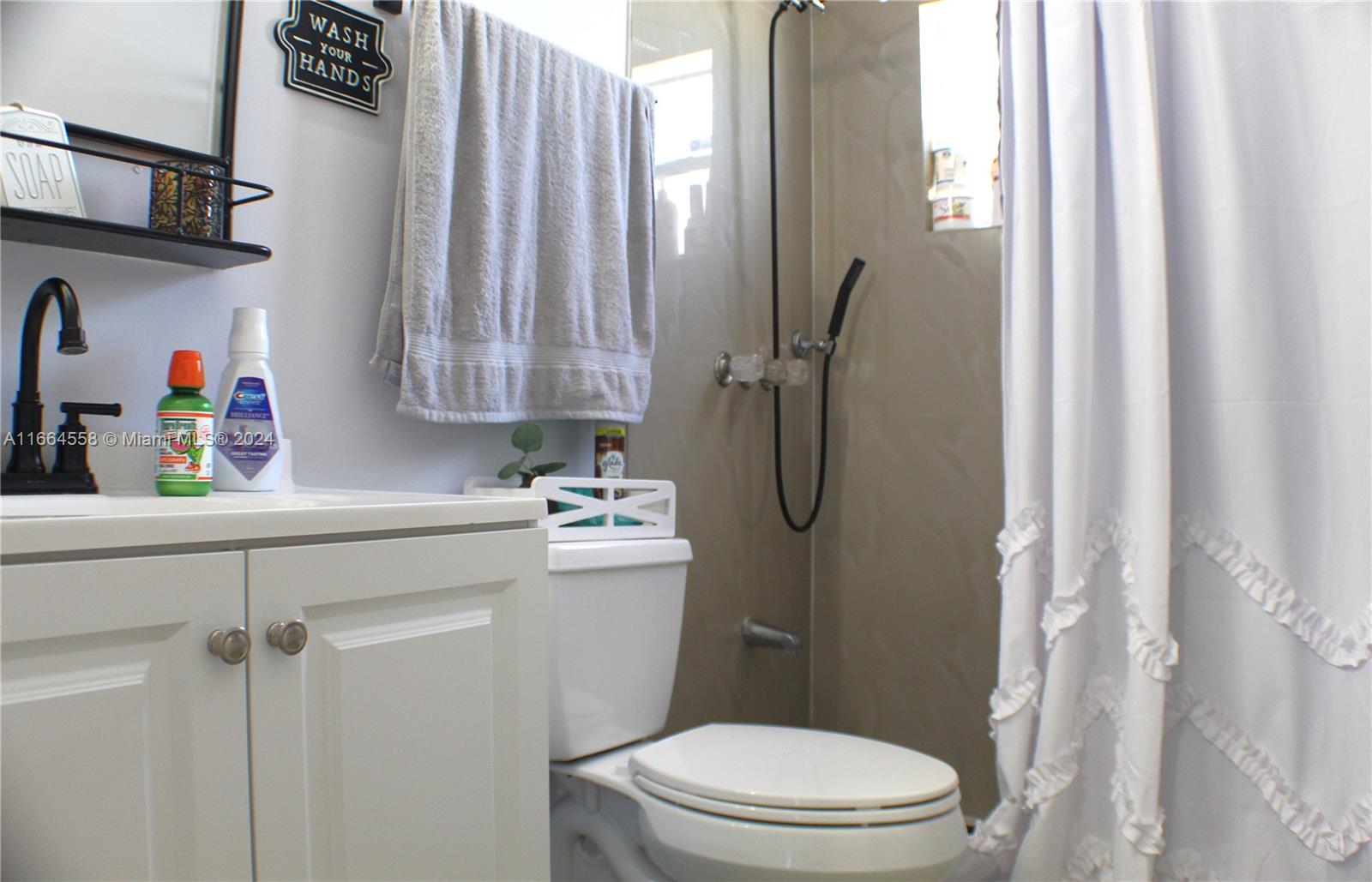SO MIAMI HEIGHTS ADDN E - Residential
