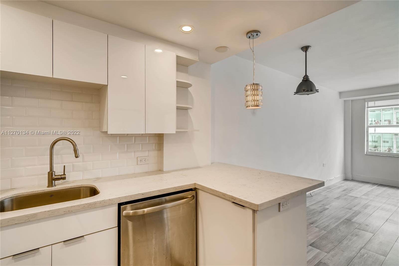 BAY GARDEN MANOR CONDO - Residential