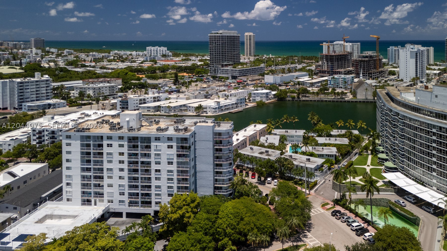 STANTON HOUSE CONDO - Residential Lease