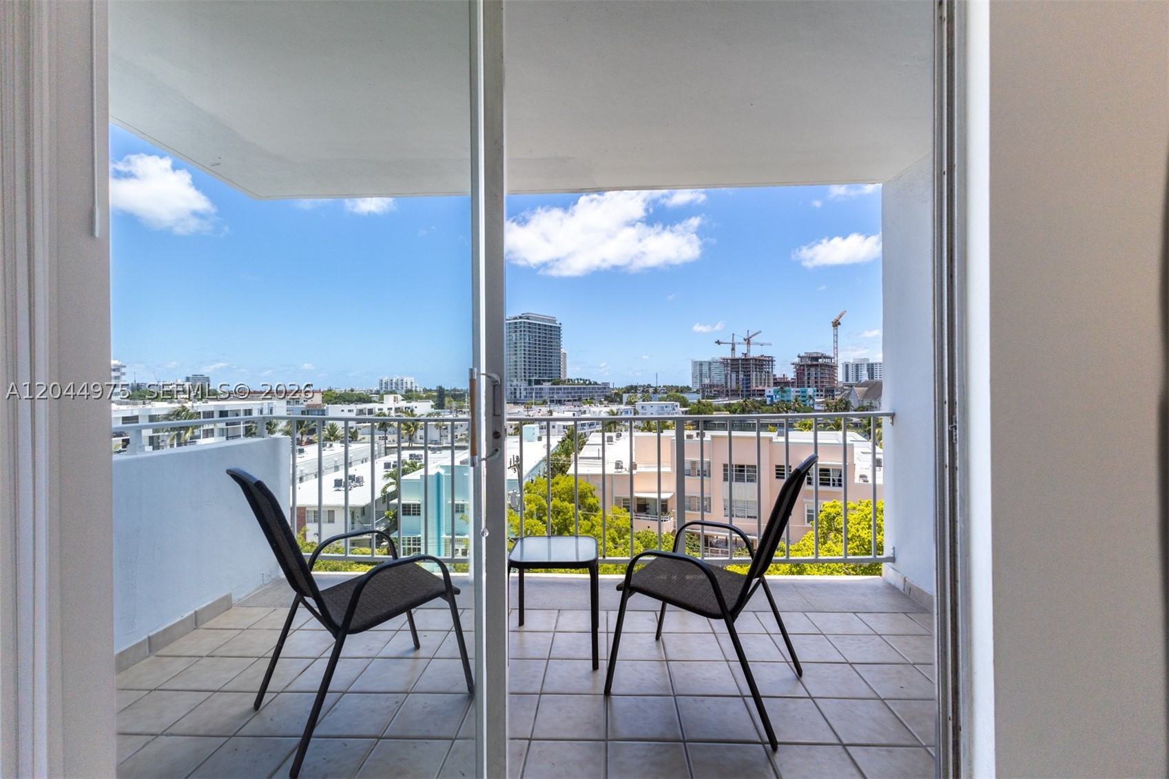 STANTON HOUSE CONDO - Residential Lease