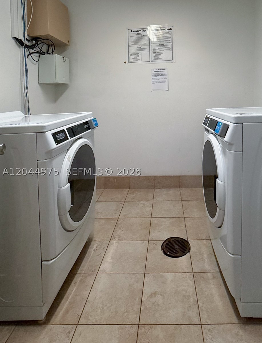 STANTON HOUSE CONDO - Residential Lease