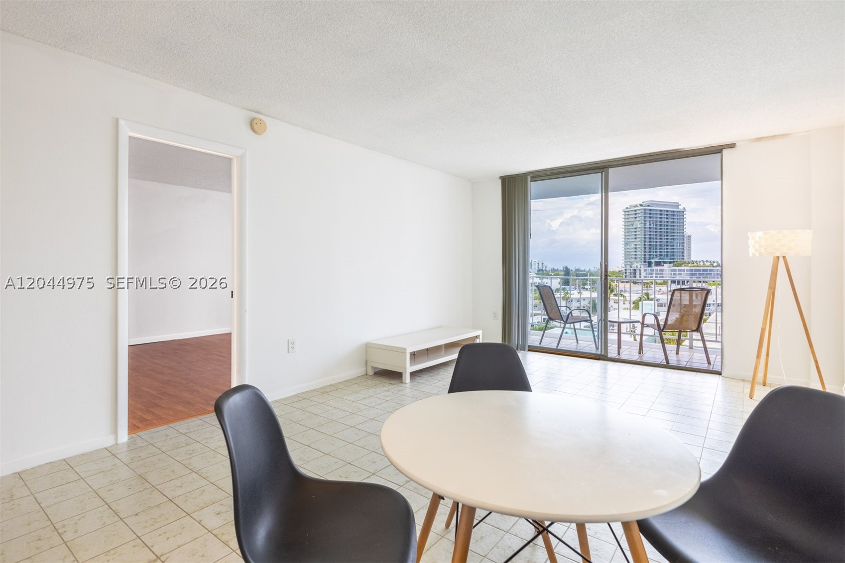 STANTON HOUSE CONDO - Residential Lease