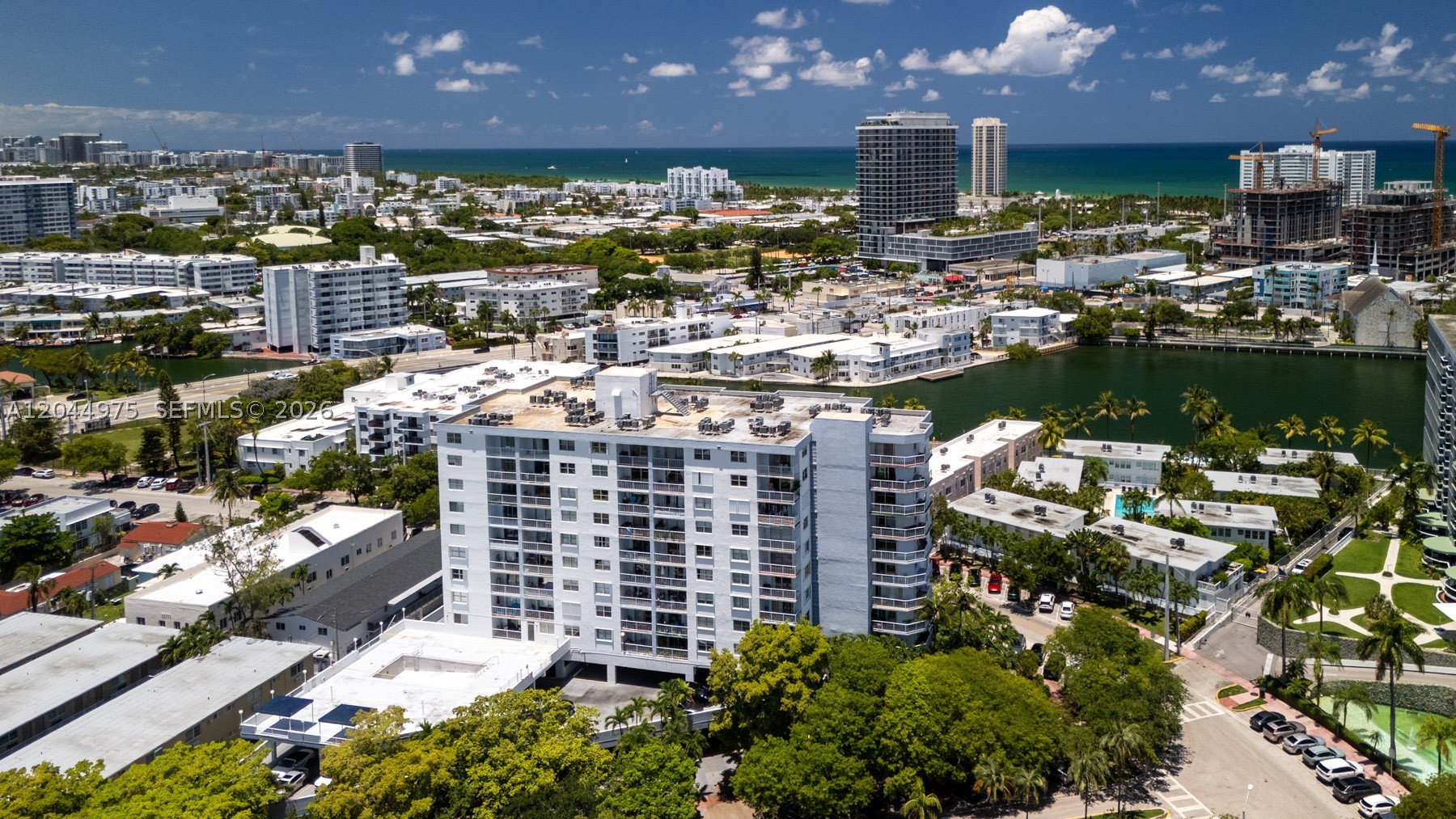STANTON HOUSE CONDO - Residential Lease