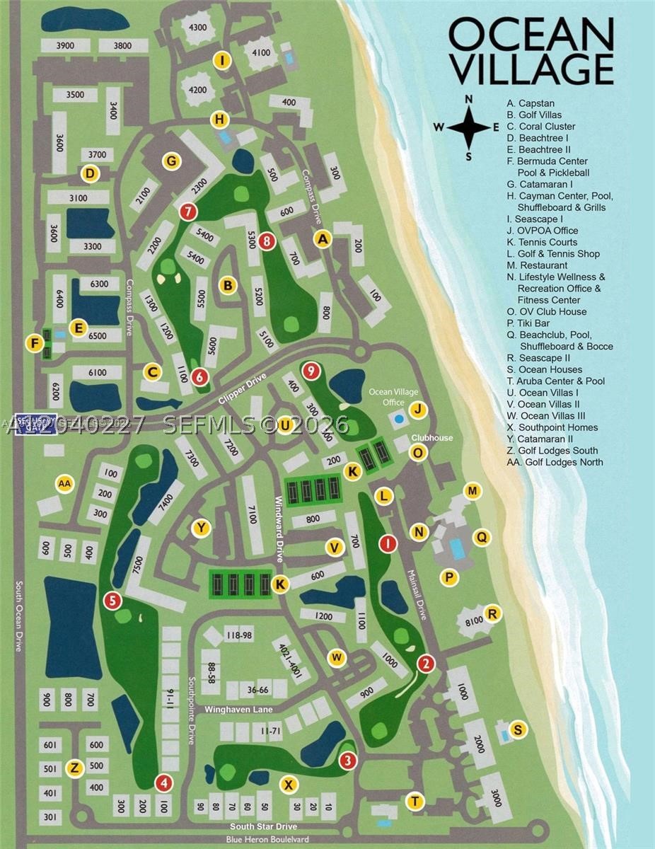 GOLF VILLAS - Residential