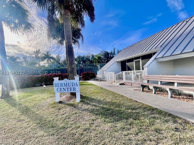 GOLF VILLAS - Residential