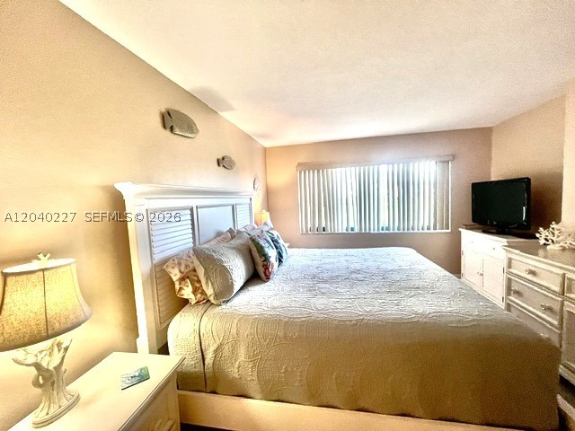 GOLF VILLAS - Residential