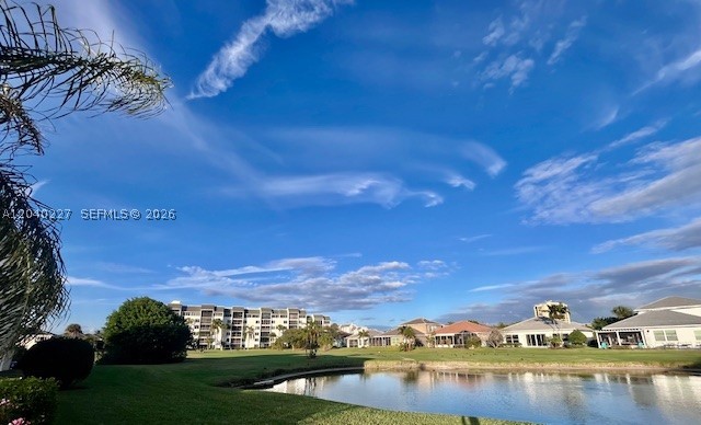 GOLF VILLAS - Residential