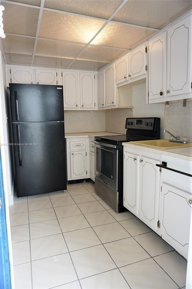 GOLDEN HOUSE CONDO - Residential Lease