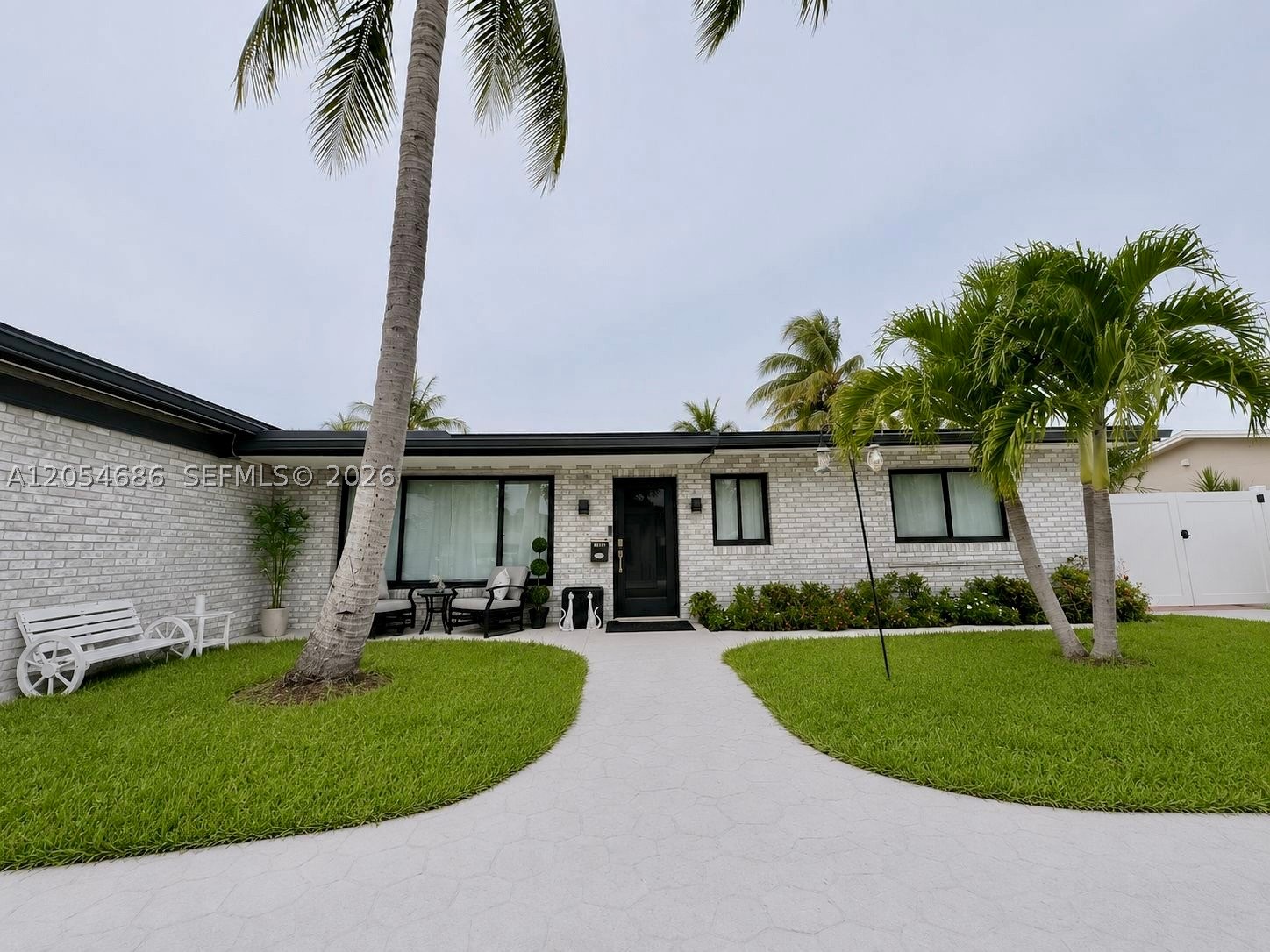 PASADENA LAKES WEST - Residential Lease