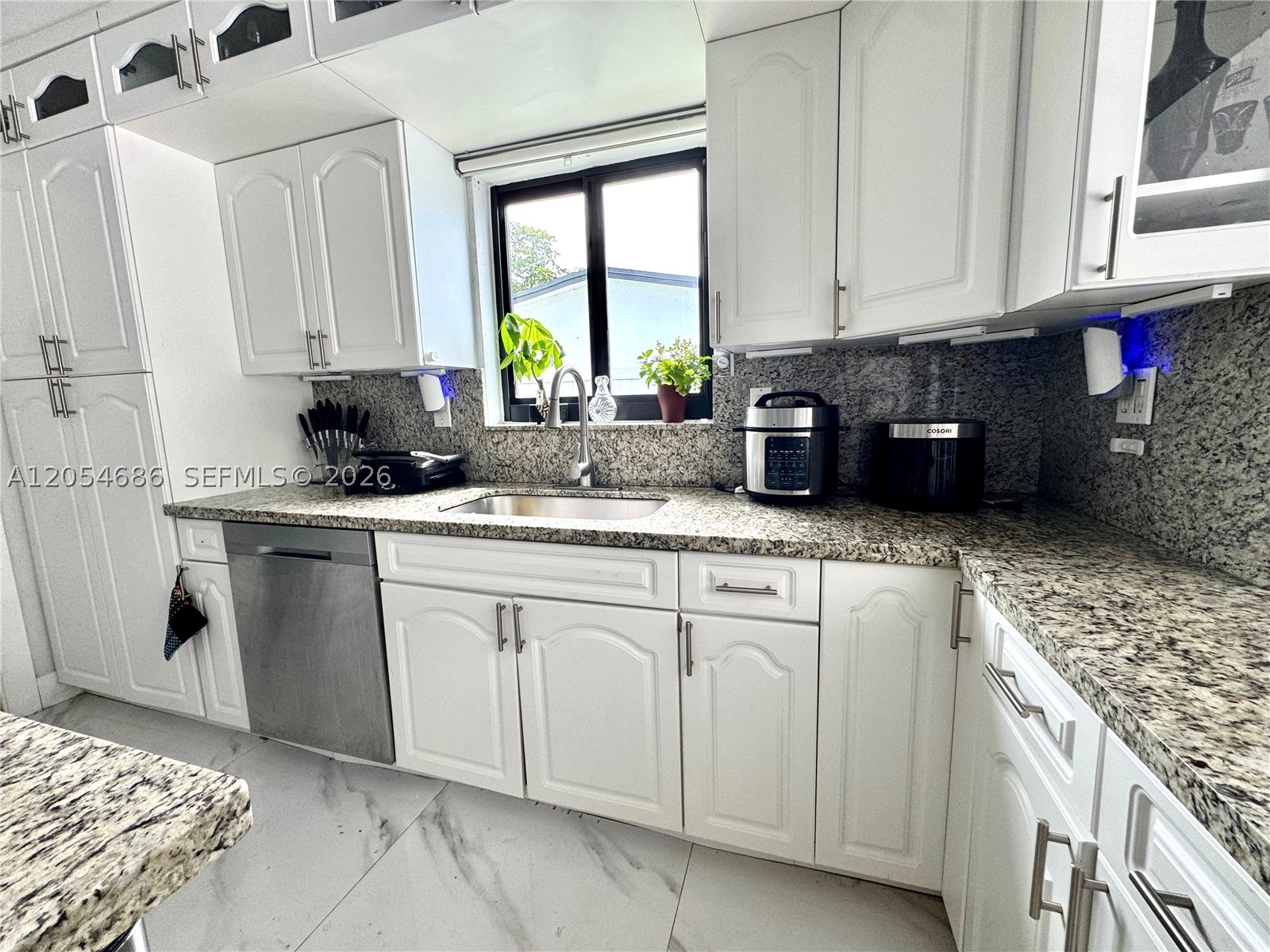 PASADENA LAKES WEST - Residential Lease