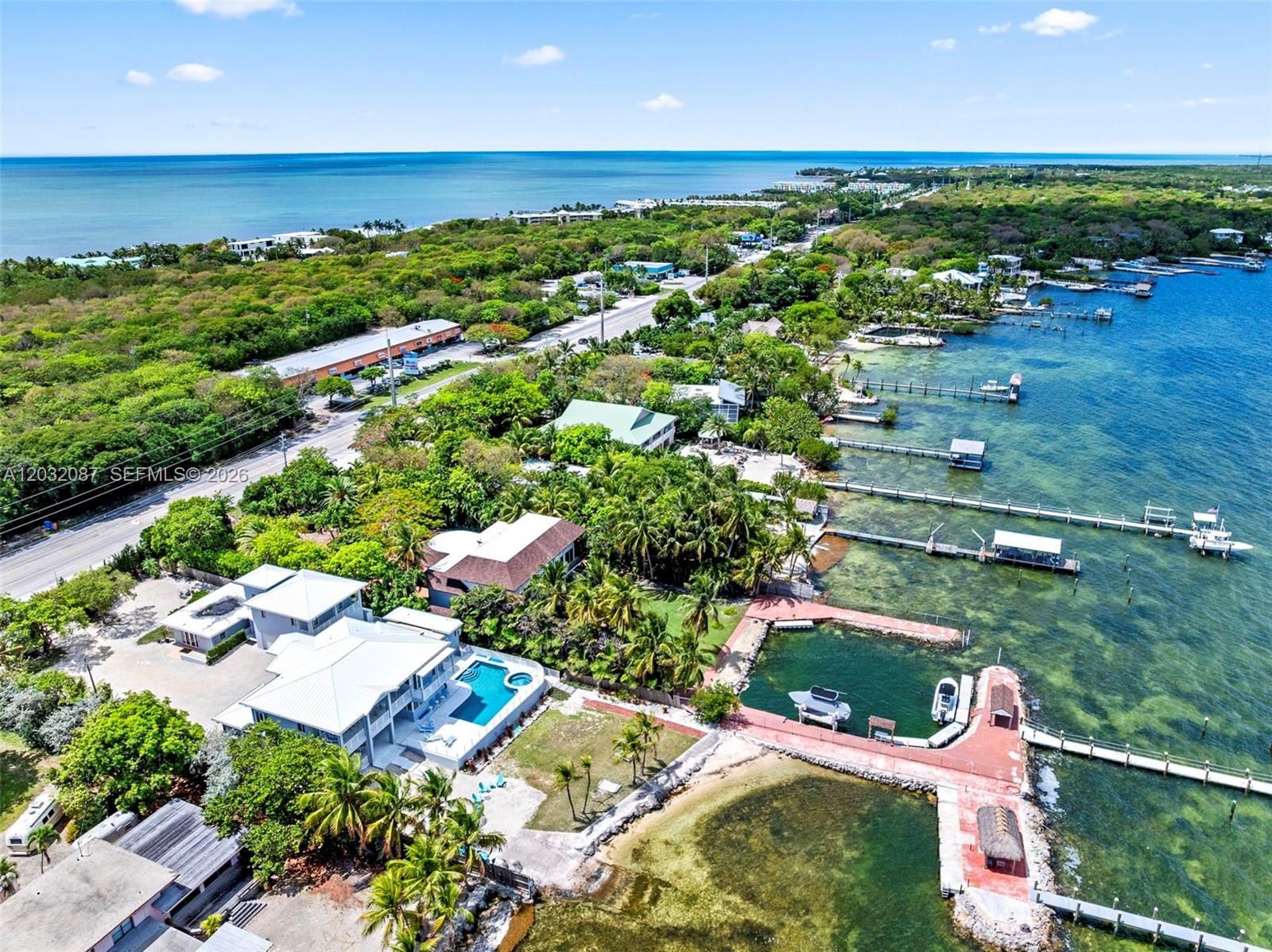 PLANTATION BEACH - Residential