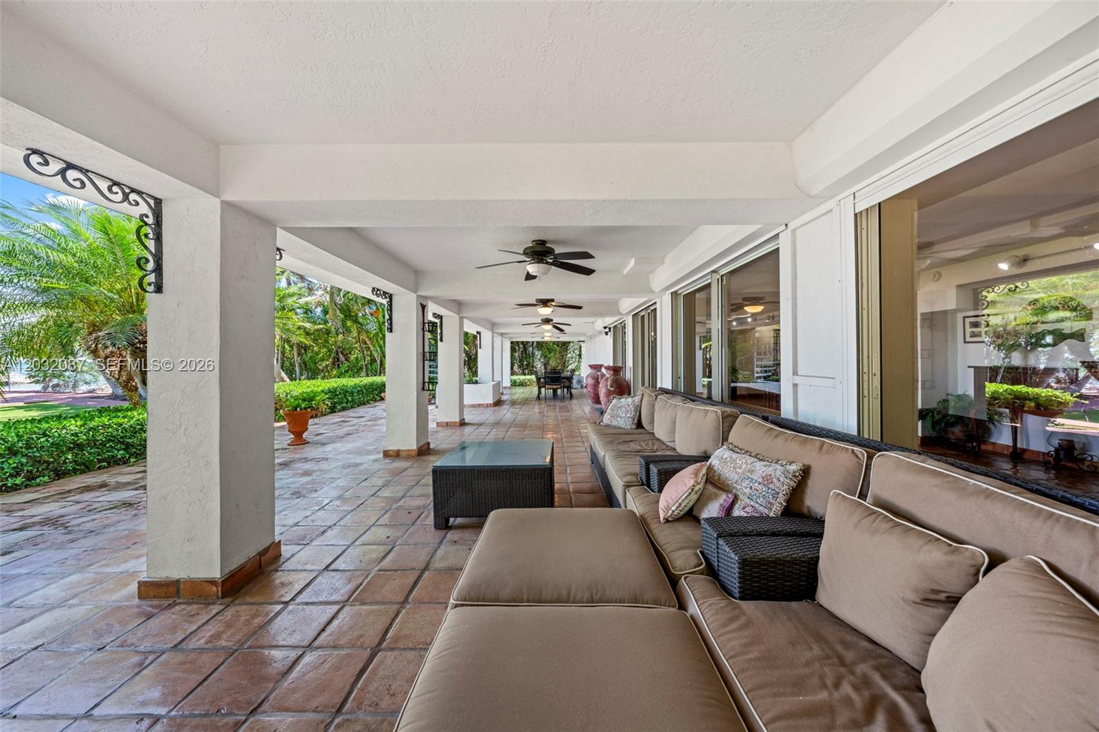 PLANTATION BEACH - Residential