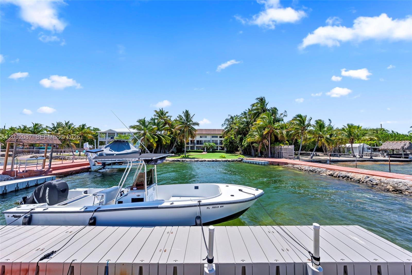 PLANTATION BEACH - Residential