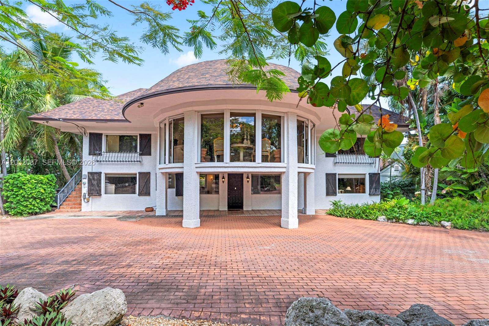 PLANTATION BEACH - Residential