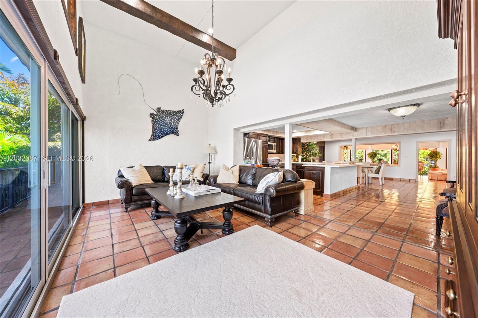 PLANTATION BEACH - Residential