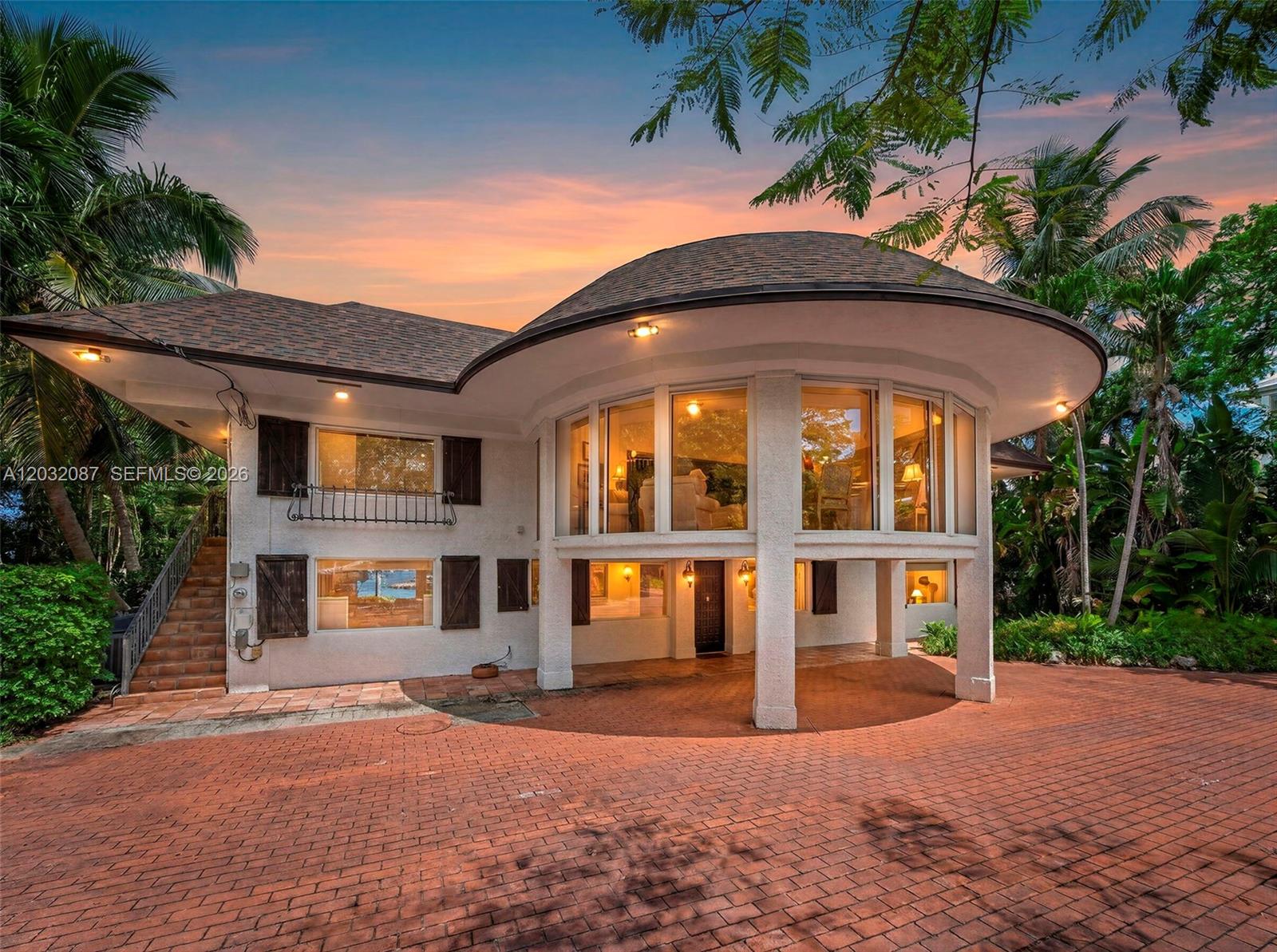 PLANTATION BEACH - Residential