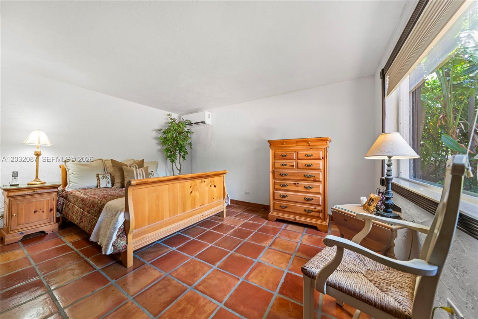 PLANTATION BEACH - Residential