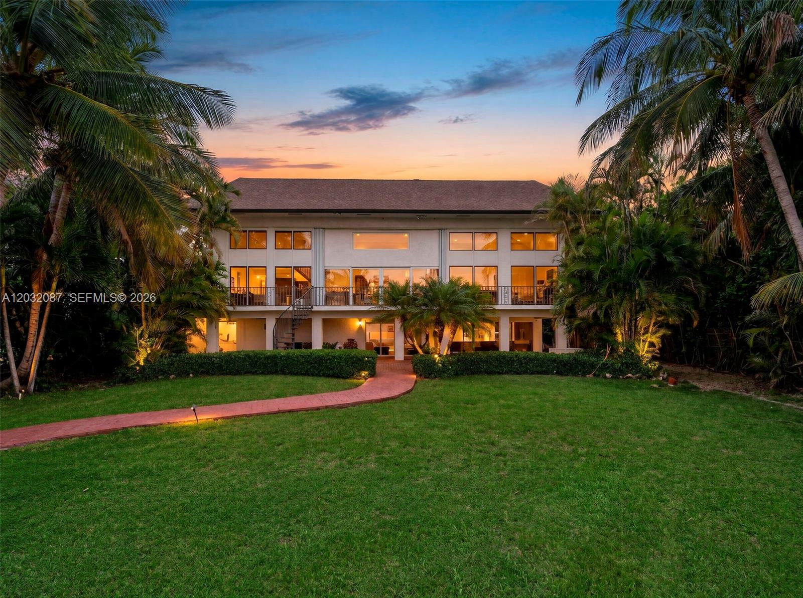 PLANTATION BEACH - Residential