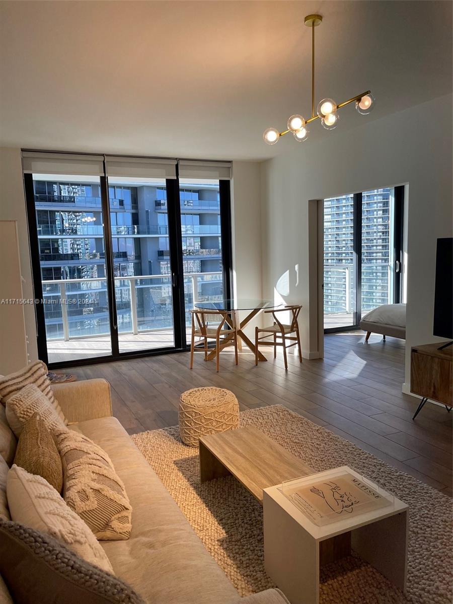 1010 BRICKELL CONDO - Residential Lease