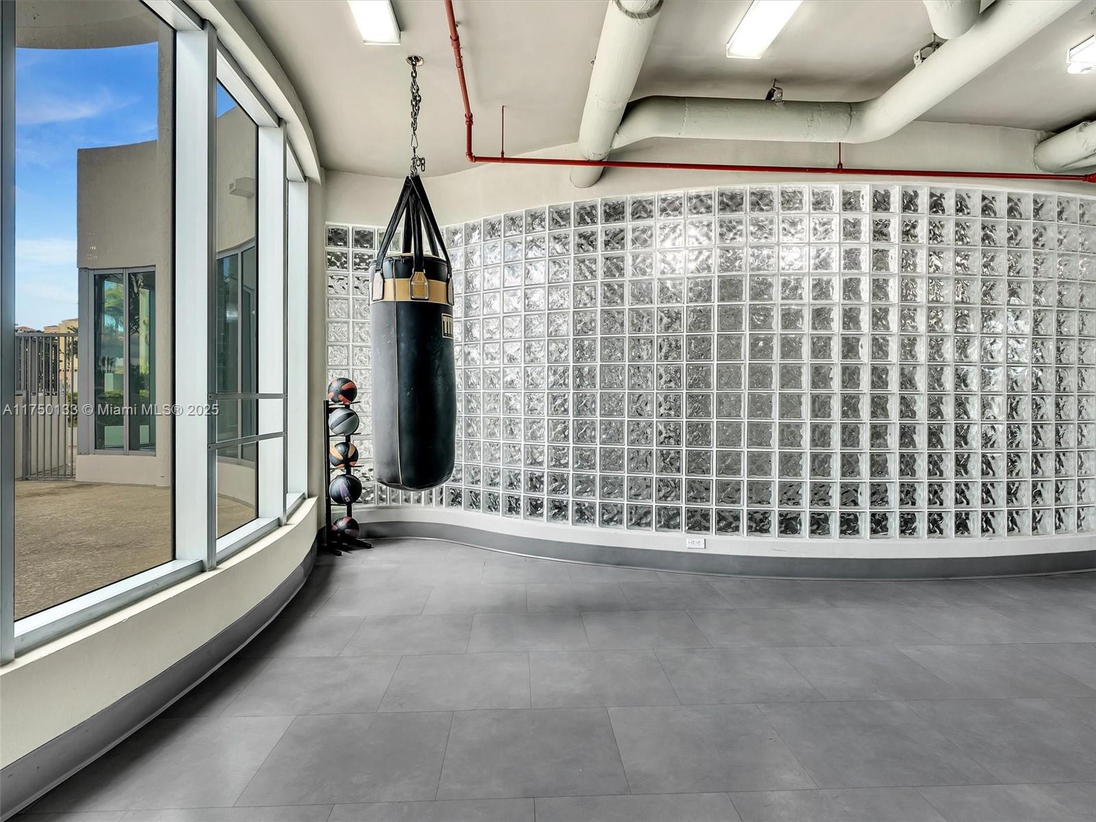 UPTOWN MARINA LOFTS CONDO - Residential Lease