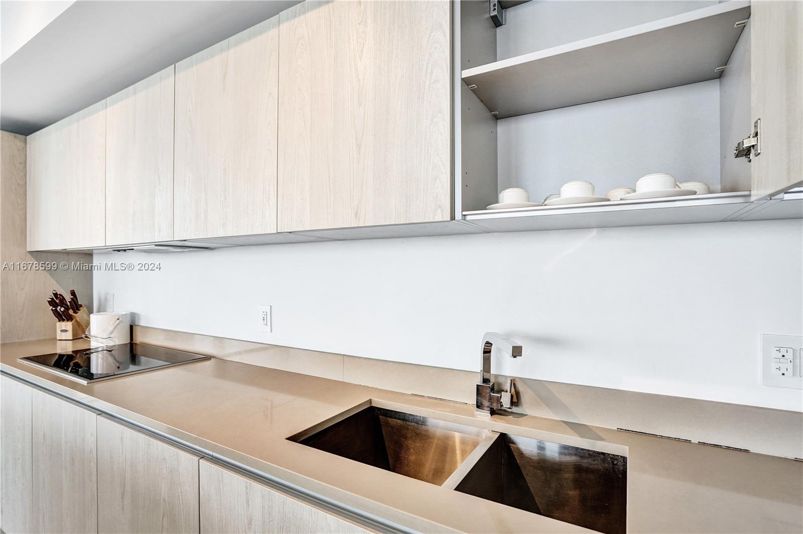 4111 SOUTH OCEAN DRIVE CO - Residential